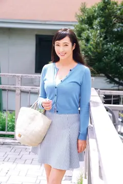 三十路～五十路まで集めました！ 食べ頃熟女 50人 5時間BESTの12番目のサンプル画像