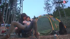 超話題のソロキャン女子に密着取材！大自然と人肌に心もアソコもほぐされて、そのままセックス！！の17番目のサンプル画像