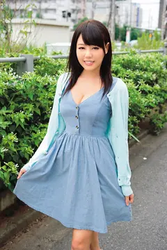 【全身性感帯】どこに触れてもイクほど感じる美人妻達と… おじさんぽ4時間BEST AVよりエロいエッチ見たくない？ 4人の美人妻たちと下町探索お散歩デート。おじさんに足を絡めて中出しさせる奥さんたちの敏感反応が超ヤバい！ å浜崎真緒 佐々木恋海 芦名ユリア 葉月可恋のサムネイル画像