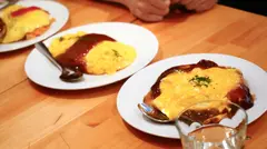 100%完全ガチ！噂の素人激カワ看板娘にアポなし取材⇒AV交渉！ target.6 店舗で対決！？チョイ悪AV男優2名VSオムライス美少女！！の巻 in 東京都豊島区のサムネイル画像