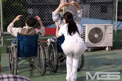 「『巨根好きなんて言わないで・・・』お堅いおばさん看護師を後ろから生で即ヤりすると挿入した瞬間に別人のように発情し中出しも拒まない」 VOL.1の13番目のサンプル画像