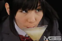 ゴックンバズーカ100連発 弘前亮子のサムネイル画像