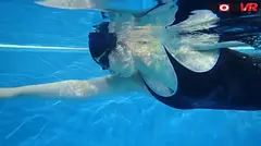 【VR】【水中VR】水泳部のコーチになって水泳部員にセクハラし放題VR 椎葉みくるの4番目のサンプル画像