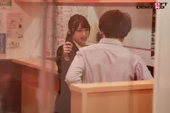 ぜ～んぶ未体験！素人男性に突撃交渉！お店でフェラ・初風俗プレイ・初おもちゃ・初3P 「私に初体験させてください…っ！」 AV修行の業務命令！？皆様によりよいAVをお届けするために大奮闘！SOD女子社員 宣伝部入社2年目 小野寺舞の10番目のサンプル画像