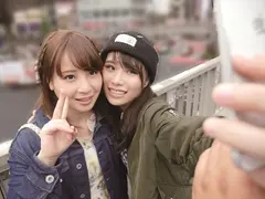 True Lesbianのサムネイル画像