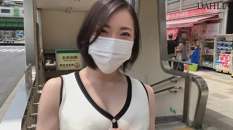 蛇舌先生の凄いジュルフェラで竿バカになるまで焦らし舐めされたネバスペデート 七海ティナのサムネイル画像