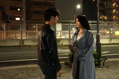 絶倫タワマン妻の禁断の不倫ルーティン 「私だけじゃないですよ、このマンションの奥さん達みんなヤってますから。」 本庄鈴の11番目のサンプル画像