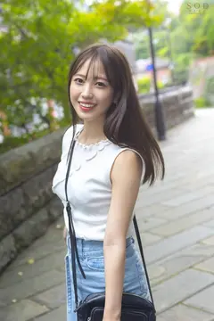 アーティスト兼AV女優 小湊よつ葉「旅の途中」のドキュメント。カラダの変化、今したい、あの頃したかったセックス もっと非日常的な事を… 妄想実現 念願のカーセックス、野外4P、地元デートハメ撮りのサムネイル画像