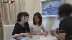 砂風呂に埋まって動けない拘束エステ 拘束と熱気で火照ったカラダは感度10倍！すぐ隣にほかの客がいるのに何度も漏らしてイキまくり！さらに！マ●コの疼きが抑えきれず固定されたまま挿入を懇願！！ まりあ(22)花嫁修業 ゆみ(48)主婦の9番目のサンプル画像