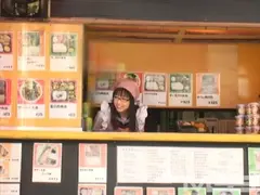 爆裂潮吹き アクメ販売員がイクッ！！の4番目のサンプル画像