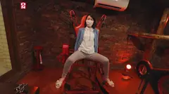 区役所勤務7年目 真面目一筋の奥さんは実はレーベル史上最高のドM体質 望月瞳 33歳 第2章 夫に仕事だと嘘をつきSMラブホで密会性交 手足を拘束されイカされまくって恍惚の笑み！の4番目のサンプル画像