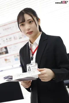 SOD女子社員メディア事業部1年目松川令奈がユーザー様からのリクエストに応えて悶絶ガマン業務に挑戦！天性の潮吹き体質、限界突破の1日に密着！のサムネイル画像