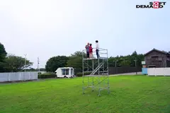 マジックミラー号 入社まで待てない！SOD女子社員の撮影現場を見学しに来たインターン生はマン汁が糸を引くほどビショ濡れ！優しくクンニしてあげるとチ●ポが欲しくなって未来の先輩たちにバレないようこっそり声我慢エッチの18番目のサンプル画像