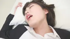 まん毛ボーボー生保レディ真正生中出しの11番目のサンプル画像