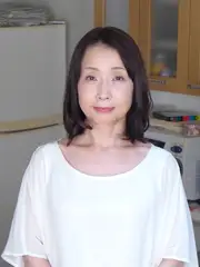 完熟 10人4時間 体の疼きが抑えられない人妻たちの5番目のサンプル画像