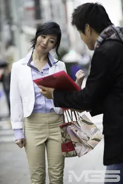 一流のおば様ナンパ セレブ美熟女中出しJAPAN 6の6番目のサンプル画像