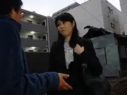 素人おばさんナンパ 6 「私みたいなおばさんとしたいの？」イケメン男に口説かれ濃厚セックスしてしまう熟女たち14人！4時間！の16番目のサンプル画像