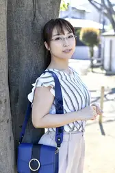 優しすぎる素人奥さんが笑顔で童貞筆おろしを生中出しでしてくれる愛嬌のある専業主婦 つかささん(28歳)の4番目のサンプル画像