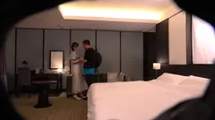 【NTRハメ撮り】彼氏の前で大絶頂する総合職OLの彼女とそれを見て興奮するドMな僕のサムネイル画像