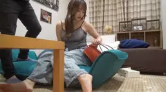 百戦錬磨のナンパ師のヤリ部屋で、連れ込みSEX隠し撮り 334 ノリとテンションでやりたい放題。アイドルフェイスのパイパン敏感娘が巧みなテクニックでイキイク2ゴール！！！のサムネイル画像