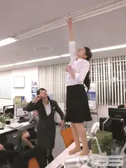 巨乳女子社員 年末ノーブラ羞恥業務の8番目のサンプル画像