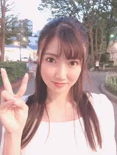 [個人撮影]超有名大学在籍・素人巨乳美少女つぐみ、ワケありAV出演 ※豪華特典付のサムネイル画像