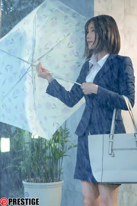 新人OLが完堕ちするまでぶっ壊された ずぶ濡れ性交 涼森れむ【MGSだけのおまけ映像付き+10分】のサムネイル画像