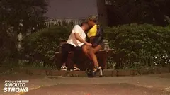 【金髪×黒ギャル×ハメ潮】余分な前説、ヌルい前戯、一切無し！！イキなりフルスロットルで、黒ギャル日サロ店員をイカせまくるッ！！！「中学生の初体験が3Pだった」と語る乱交サラブレッドが登場！！筋トレで鍛えた美尻を痙攣させて無限にイキまくる！！！ハメ潮吹きまくり衝撃7Pセックス60分一本勝負が観れるのは「シロウト・ストロング」だけ！！！の5番目のサンプル画像