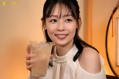 「始発出るまでウチいてもいいよ？」終電後に友達の彼女から甘～いお誘い…部屋着から見えるノーブラ乳首を前にダメだとわかりながらも朝までヤりまくりイチャラブSEX！！ 時田亜美のサムネイル画像