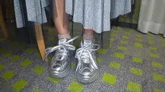 マジ軟派、初撮。 1373 夜の裏原で黒髪ショートのオシャレ女子を突撃ナンパ！『ファッションインタビュー』というキラーワードにまんまと釣られてホテルへ！のサムネイル画像