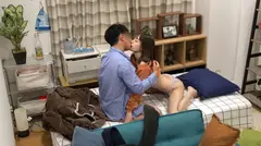 百戦錬磨のナンパ師のヤリ部屋で、連れ込みSEX隠し撮り 295 アプリで出会ったお姉さんを連れ込み！ガッツリ肩出した服で気合十分？合意と見てよろしいですね？隠し撮りされてるとも知らずにスラッとした裸体があらわに！チ●ポで膣奥をグリグリすると身をよじるようにビクつかせ、切ない表情と声で喘ぐ！！の5番目のサンプル画像