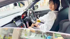 「イキすぎておま●こ弱くなってるぅ！！」イン☆フォロワー1万人、車好き美少女ギャル(強そうに見えて実はドMw)を写真撮影というテイで自宅へ連れ込み→連続絶頂させる中出しハメ撮り！！のサムネイル画像