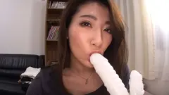 欲求不満な息子の嫁に誘惑されて 遥あやねのサムネイル画像