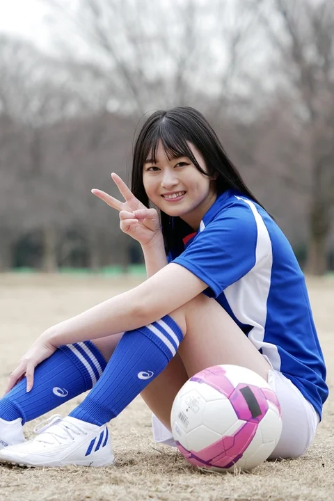 菜月ひかるのハイラウト画像-7