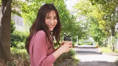 円熟したエロテクとむき出しの本能で精子貪り尽くす。今一番、スケベで卑猥な女。 古川いおりのサムネイル画像