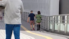 マジ軟派、初撮。 1884 福祉の仕事を目指し、ボランティア活動にも参加する清い心を持った学生をインタビューと称してナンパ！優しさ故か？押しに弱くあれよあれよと服を脱がされSEXへ！敏感マ●コが災いして全身ヒクヒクしっぱなしで連続中イキ！！のサムネイル画像