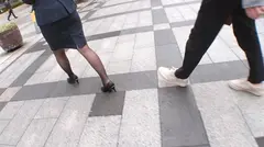 マジ軟派、初撮。 2159 【営業スマイルの皮を剥いだらド変態】【保険の契約より先におま●こにしっかりぶち込みました】昼間の錦糸町の路上で見つけたE乳保険レディはむっつりスケベ？！おばあちゃん子の裏に隠された本性は性欲モンスター！！！イクッ！を連発する敏感トロま●こ&喉奥までち●こにしゃぶりつくご奉仕体質は最高！！欲求不満ゆえの豹変の果てに顔面ドロドロで絶頂崩壊！！のサムネイル画像