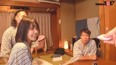 結婚4年目 旦那では受け止めきれない性への欲求を胸に 本物人妻 梅田みなみ 29歳 最終章 地方温泉旅館で露出・放尿 限界マゾイカセ不倫の5番目のサンプル画像