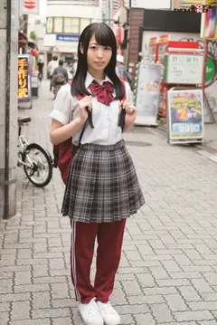 「えっちに興味あるんですけど、処女なんです･･･」コンドーム自販機で避妊具を買っていた女子にインタビューの6番目のサンプル画像