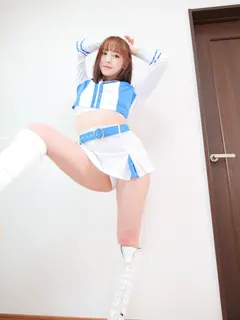 ミニスカ×ニーハイブーツ 絶対領域プレイマニアのサムネイル画像