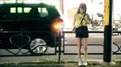 【超美巨乳大学生】22歳【強烈エロBODY】りかちゃん参上！最近ヤリ逃げされた彼女の応募理由は『お金とカラダがピンチなんです…』性欲強過ぎ女子大生！御立腹な気持ちはエッチで【全部水に流す】決意！【すんげぇ潮吹き&ガッツキ騎乗位】は必見！ヤリ逃げされた女子大生のSEX見逃すな！のサムネイル画像