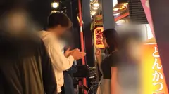 マジ軟派、初撮。 1952 職場への差し入れを買いに戸越銀座へ来ていたアパレル店員をナンパ！性感帯チェックの質問にも拒否らないのでそのままSEX！おしゃれな服の下にはハリ良し形良しの美巨乳が！のサムネイル画像