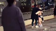 マジ軟派、初撮。 1586 出会い系で男性をしれっと手ごまにしているギャルをゲット！極上フェラは気持ちよさをMAX！パイパンオマ●コはピストンするたびに、気持ちよさを表すかのように力強く締め付けてくる！これはおじ様はイチコロですよwwwのサムネイル画像