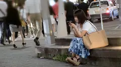 マジ軟派、初撮。 1519 恵比寿駅前で暇そうにしているボイン娘をナンパ！彼氏と倦怠期でセックスレス3ヶ月目突入！寂しそうなGカップおっぱいを揉みしだいて発情させセックス開始wwチ◯コで突かれる度に敏感ボディーを痙攣させてイキまくるスケベガールでした！！！のサムネイル画像