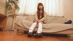 小生意気にイキってる！？どちゃくそ可愛いパイパンスレンダー美人ギャル 碧棺りかのサムネイル画像