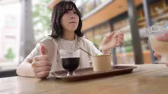 素人JD【限定】ゆずはちゃん20歳 ネットを中心にグラビアアイドル活動をしているJDちゃんと奇跡のマッチング！いつもは見られない布の向こう側に大興奮して勢い任せに大量中出し！！のサムネイル画像