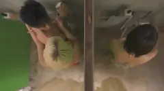 俺の淡くエロい経験・・・彼女と遊びに来た海の家でとんでもなく どすけべなG A L店員に出会って、シャワー中忍び込まれ誘われた結果ものすごいことになってしまったひと夏の思い出 乙アリスの6番目のサンプル画像