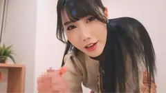 『いっぱい出してあげるね』精子が大好きな素人娘がチ○ポまで5cmの至近距離POV挑発で手コキフェラ抜き！ #02の13番目のサンプル画像