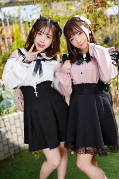 あざとかわいいW地雷系女子 奪い合いM男イジメ 一条みお 沙月恵奈のサムネイル画像