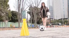 【Jカップ】遭遇率0.00001%！！エロくて、爆乳！！普段からやらしい身体を積極的に振りかざしてセックスしがちな爆乳お姉さんの全て──主におっぱいを──揉み解して、媚びてくるすけべな身体を好き放題！！ マジ軟派、初撮。 2197のサムネイル画像